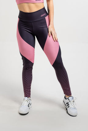 Legging Estampa Localizada Preta Poá Rosa