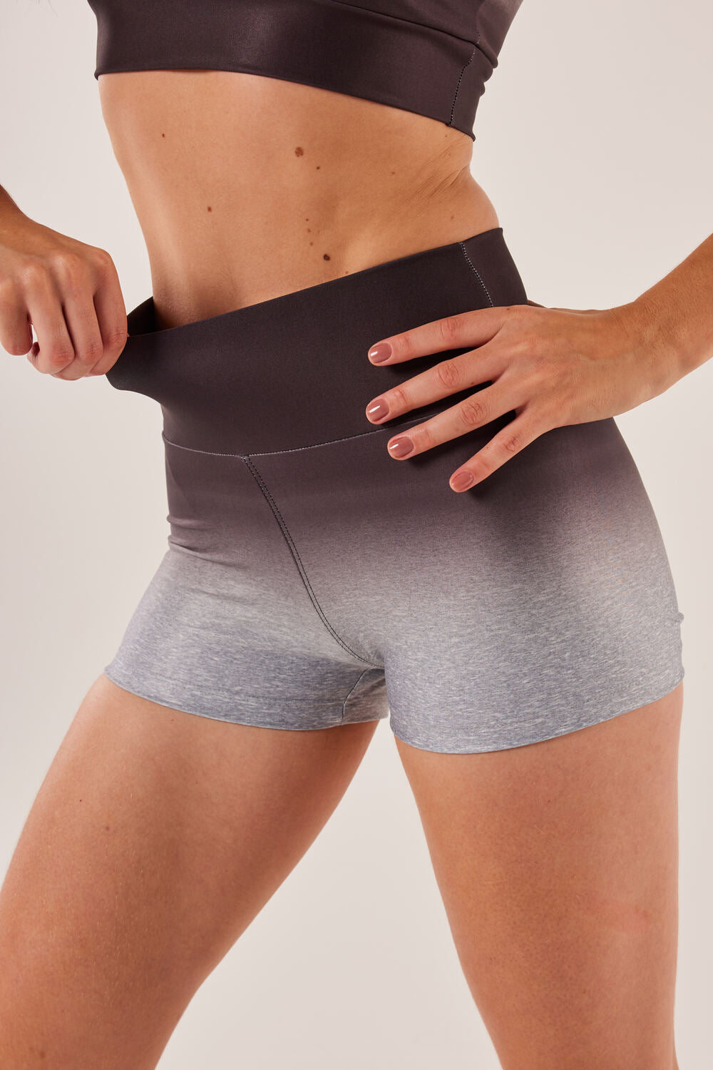 Shorts Immersion Cinza