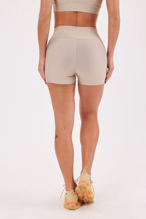 Shorts Liso Areia