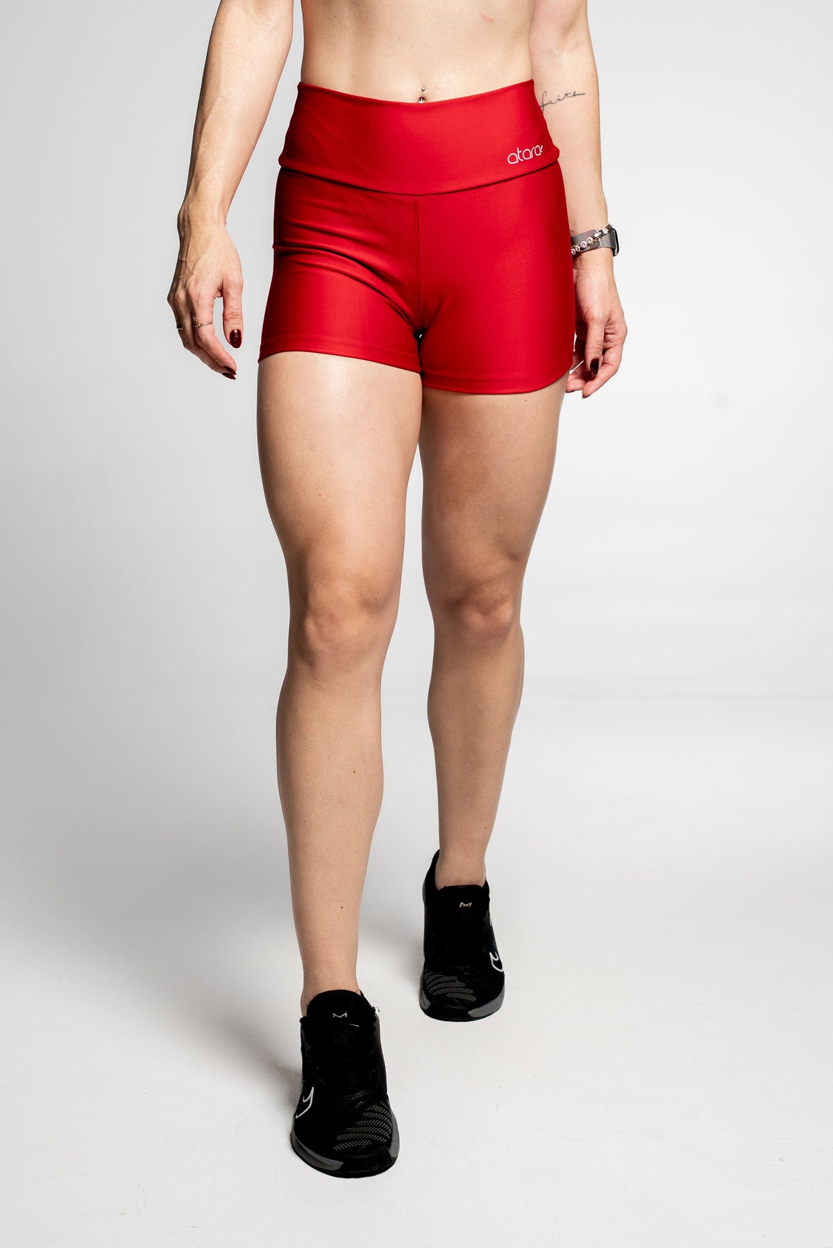 Shorts Liso Vermelho