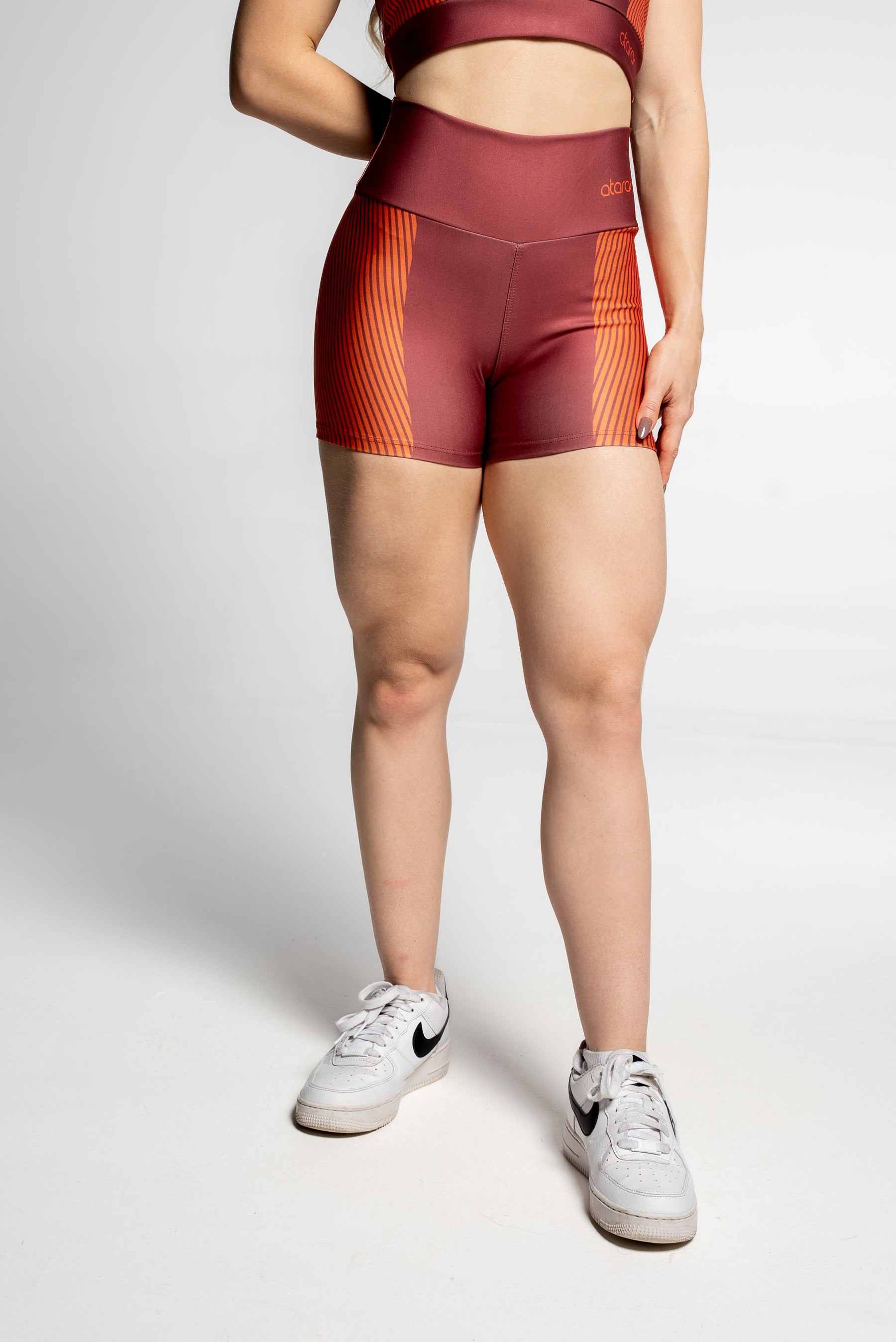 Shorts Listra Laranja